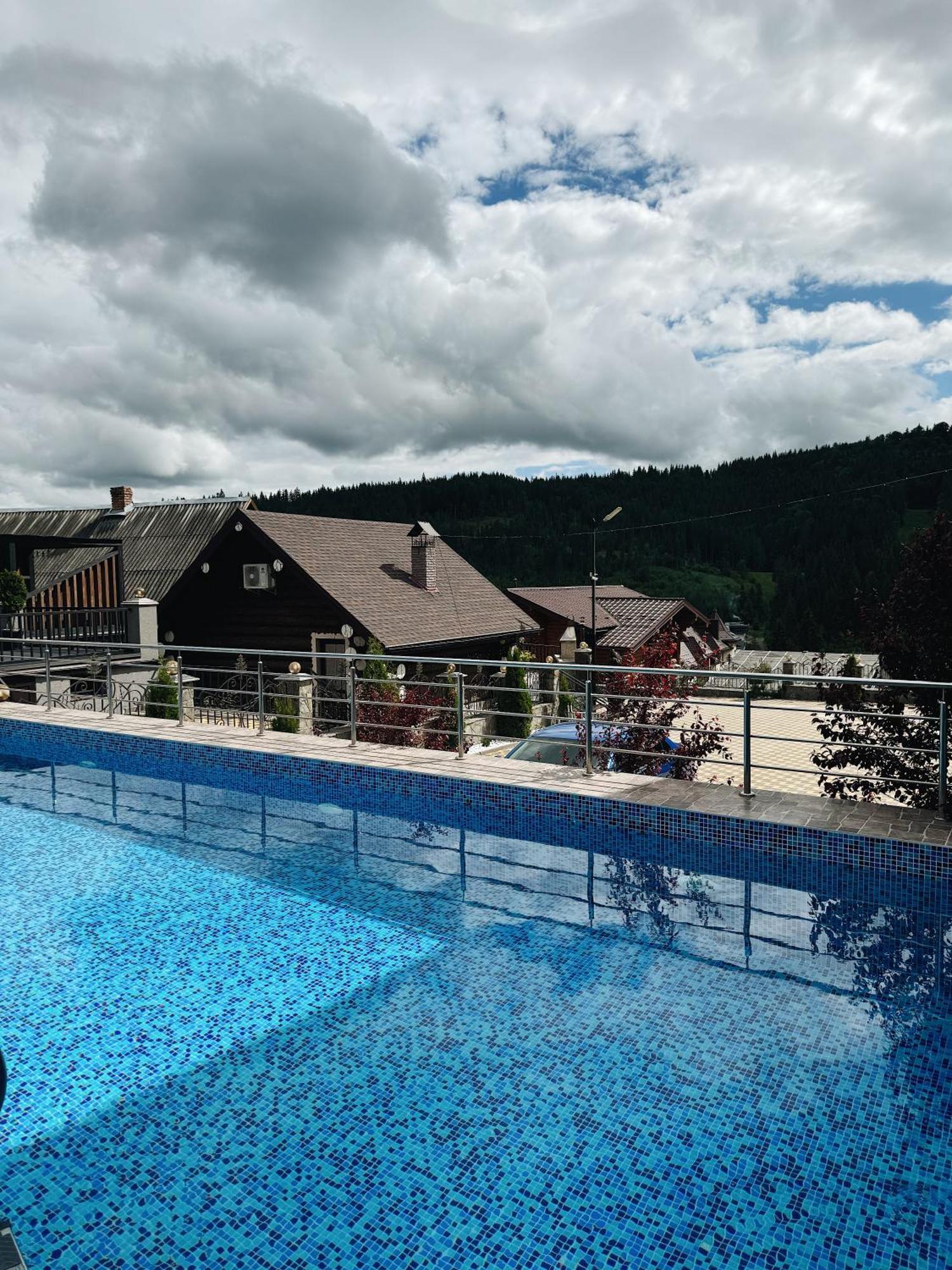 Viking Hotel Μπούκοβελ Εξωτερικό φωτογραφία